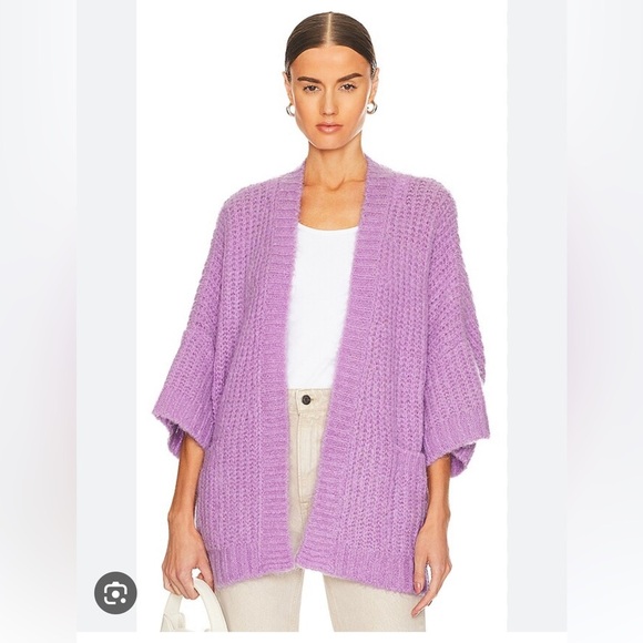 REVOLVE Sweaters - Castrid Oversized Cardigan in Moonlight Mauve
Essentiel Antwerp size S revolve